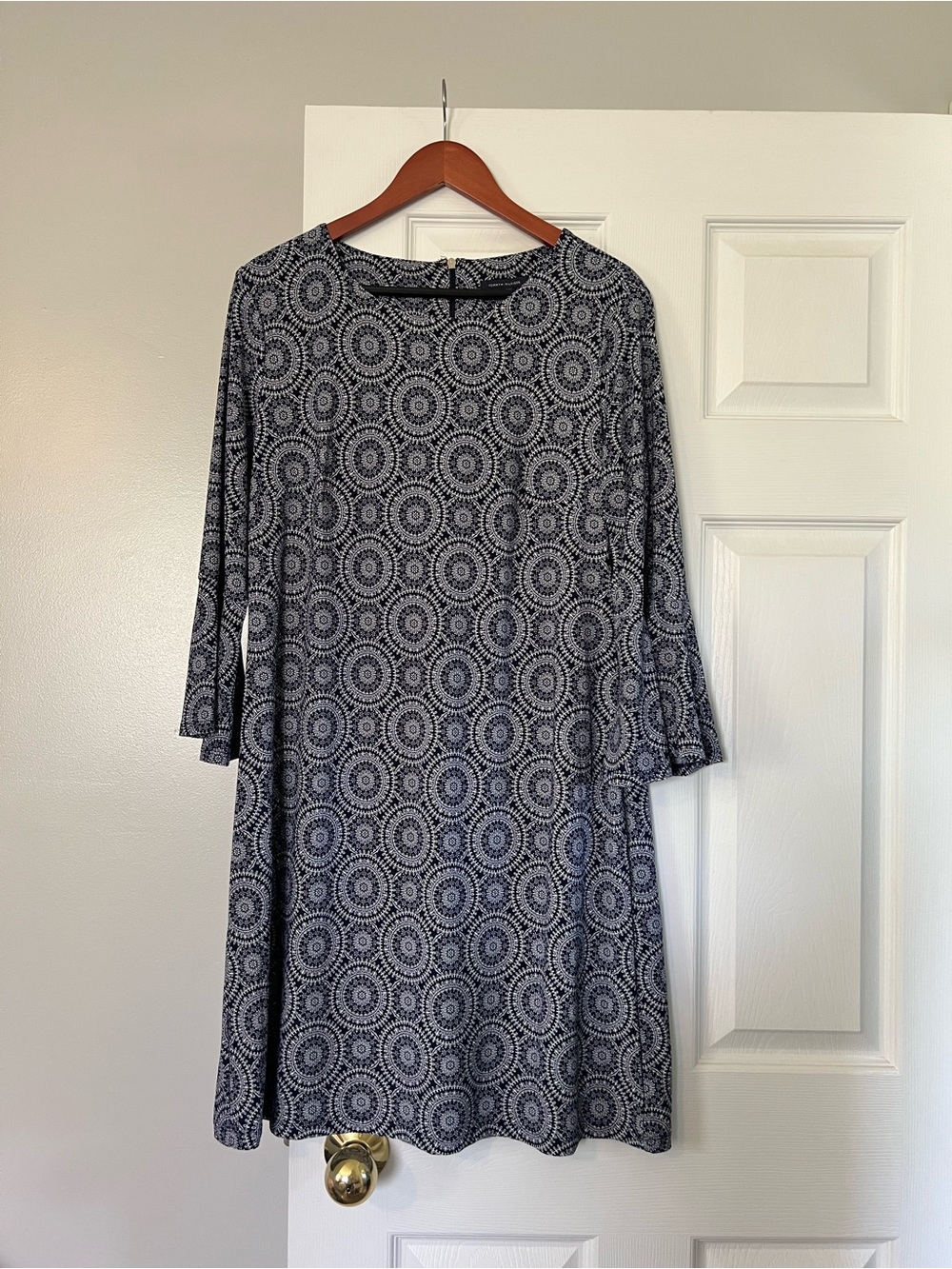 Tommy Hilfiger Black and White Geometric Long-Sleeve Dress